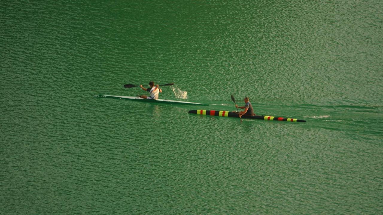 La Terrazza Sul Lago Turano 카스텔 디 토라 외부 사진